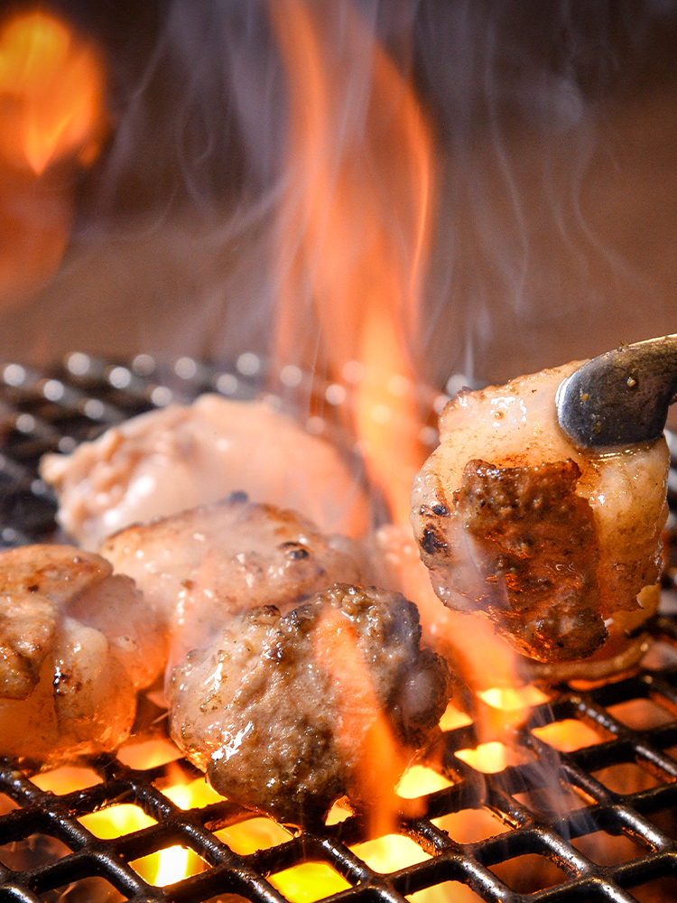 ホーム 炭火焼肉大蔵 福井県福井市にある炭火焼肉大蔵のホームページです